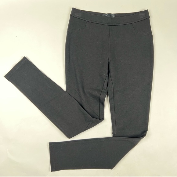 Sanctuary Pants - NWOT - Sanctuary XS Pull On Black Leggings, Back Pockets, Stretchy
